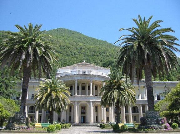 Гагра (Гагры)