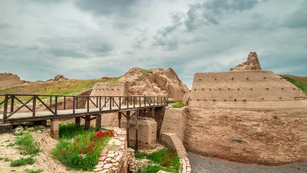 Сауран