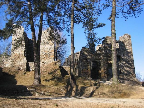 Замок Гомарн