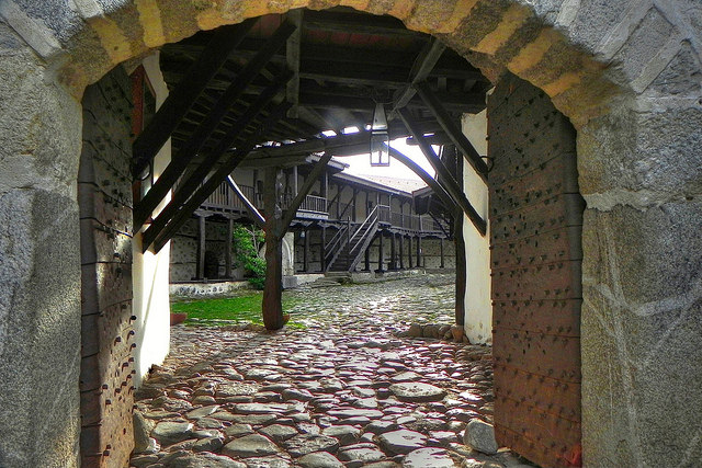 Роженский монастырь