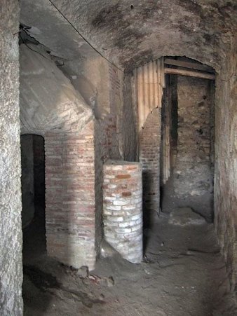 Базилика Нониана (Геркуланум)