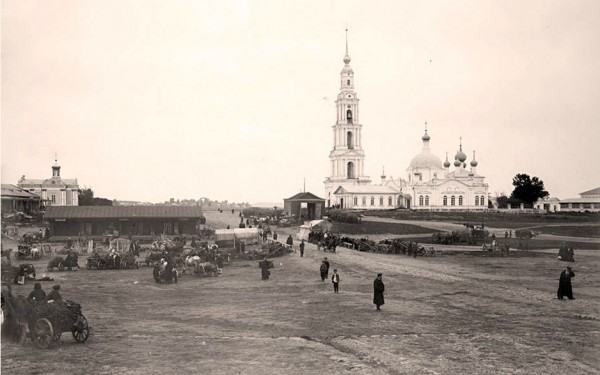 Колокольня Никольского собора (Калязин)